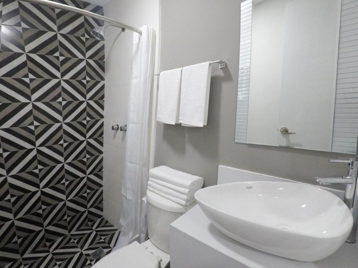 Casa Moderna Equipada Como En Pequeno Hotel Hab 4 Monterrey Exteriör bild